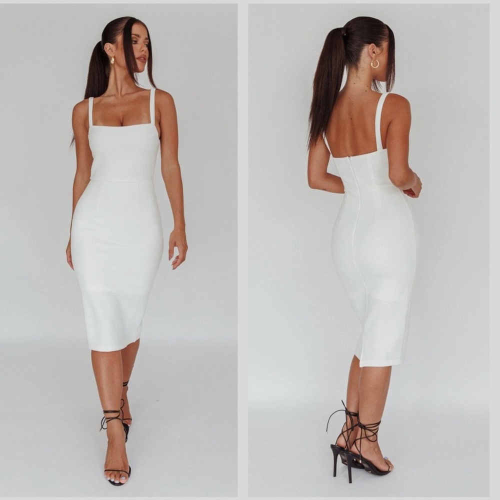 NWT Selfie Leslie Women’s Anecdote U-Neckline Knee Length White Dress Size: M